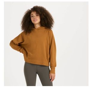 Vuori lightweight sweatshirt!